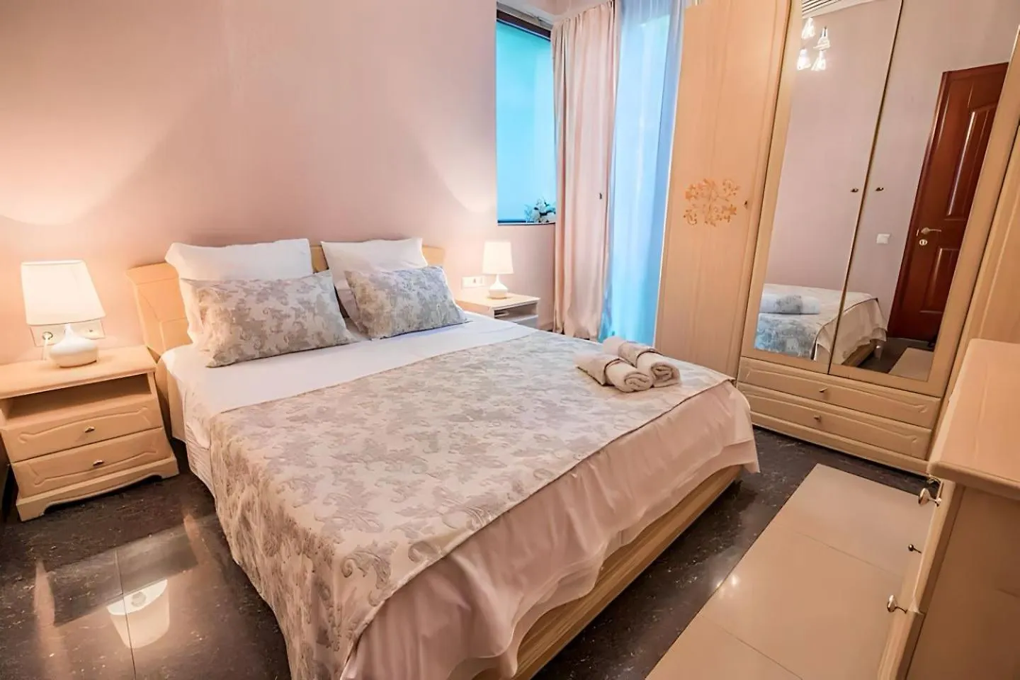 Cabernet Corner Apartment Tbilisi Georgia